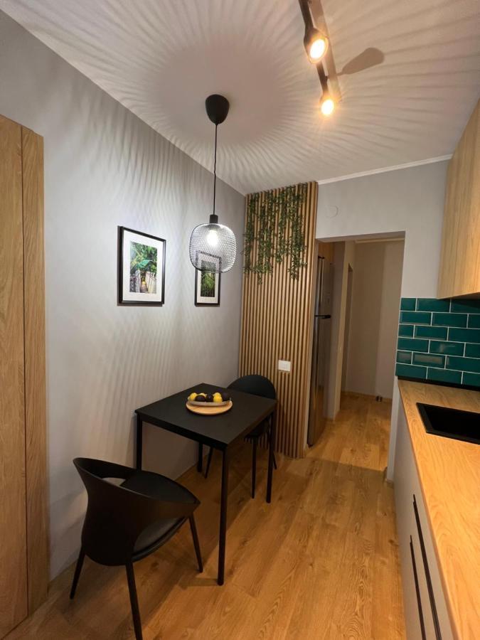 Riverside Jungle Green Apartment Oradea Exteriör bild